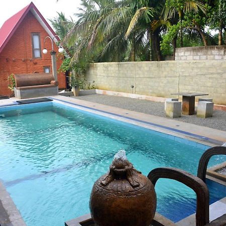 Ciel Star Anuradhapura Hotel Екстериор снимка