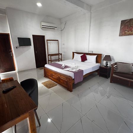 Ciel Star Anuradhapura Hotel Екстериор снимка
