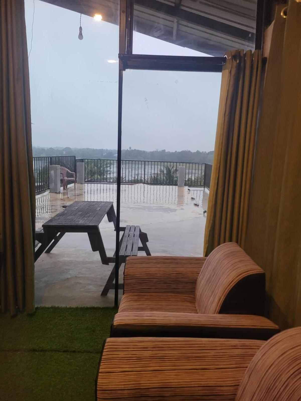 Ciel Star Anuradhapura Hotel Екстериор снимка