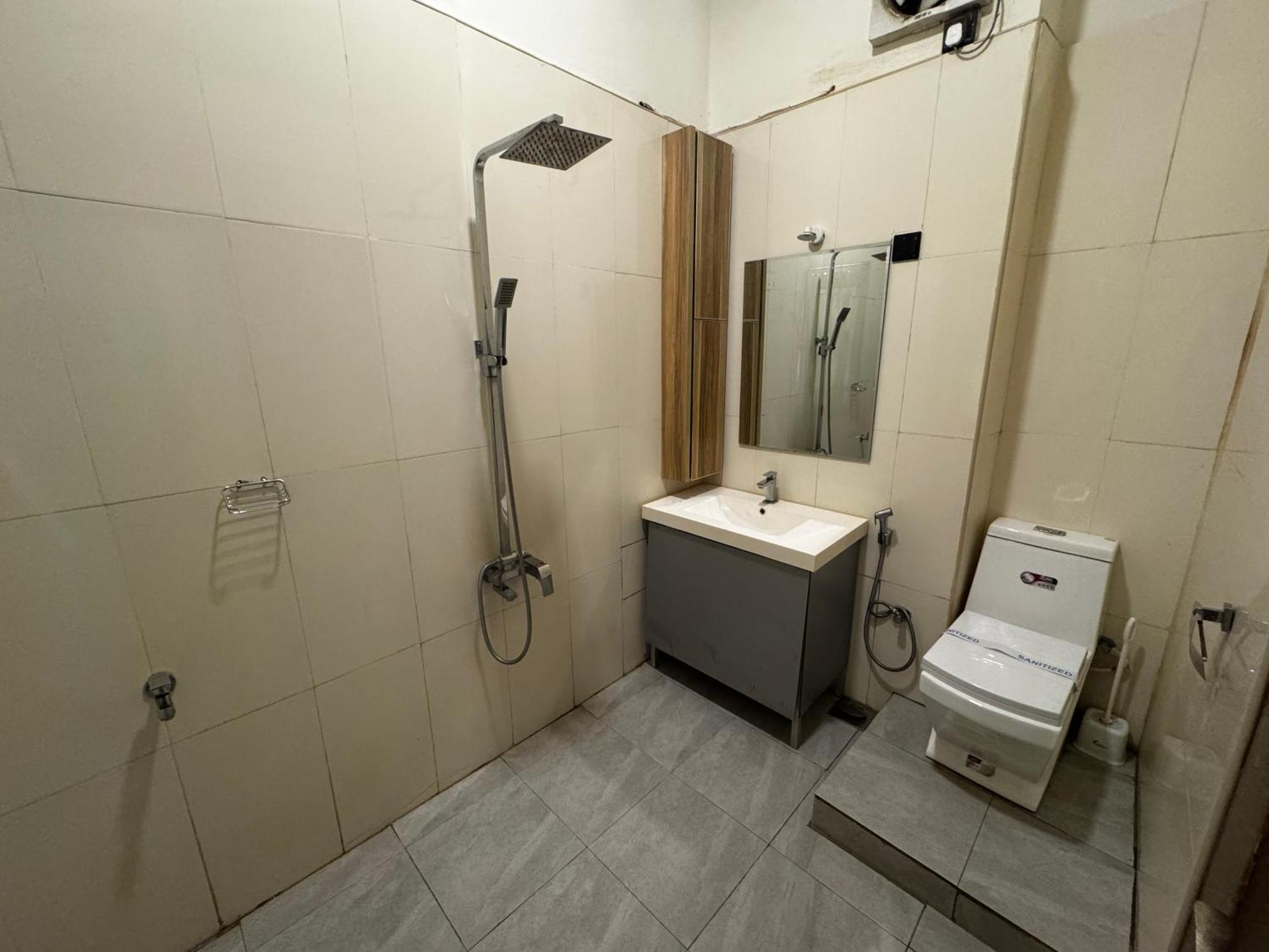 Ciel Star Anuradhapura Hotel Екстериор снимка